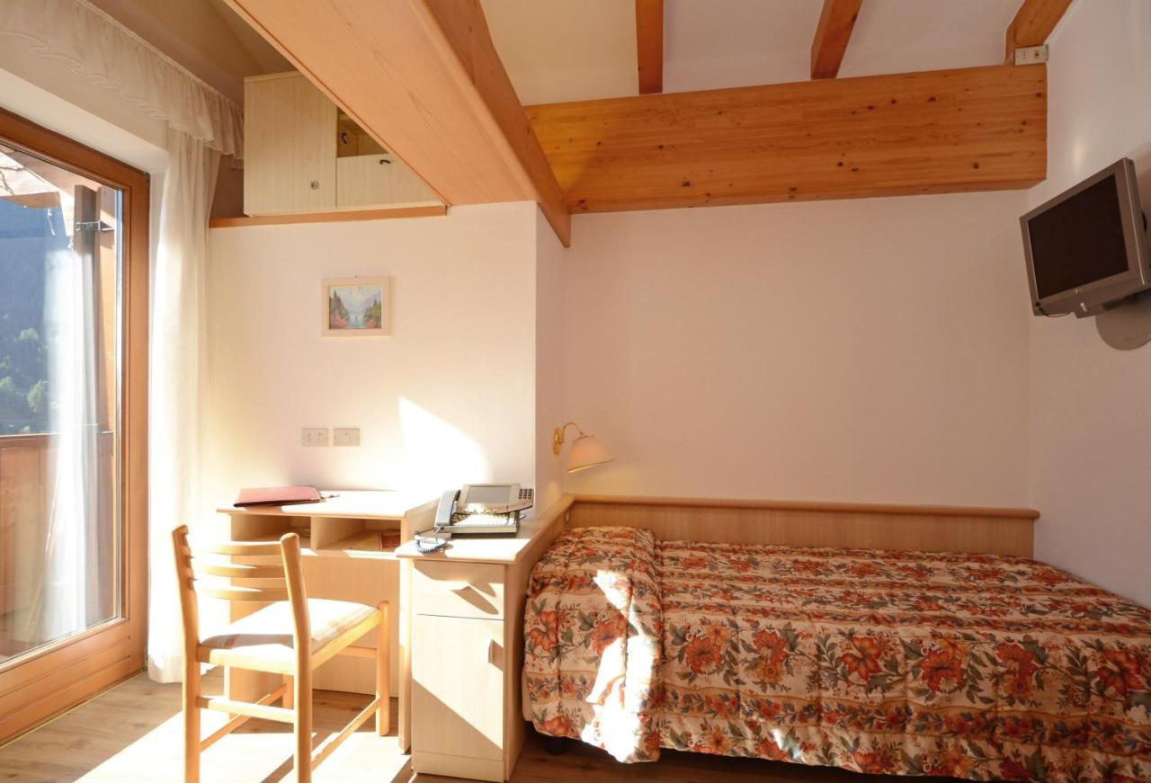 Hotel La Soldanella Moena Oda fotoğraf